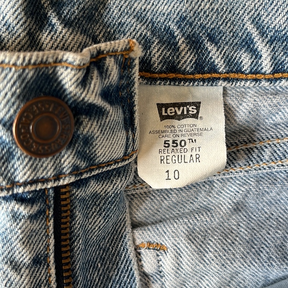 Kids Levi’s Jeans 550 Relaxed Fit Reg. Sz. 10, Machine Washable! - Picture 3 of 6